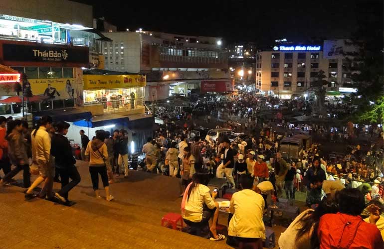 Dalat Night Market