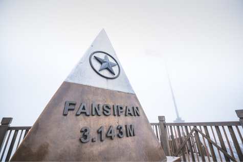 Fansipan is the highest point of Hoang Lien Son mountain range in Vietnam