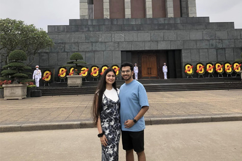 Indian tourists visit Ho Chi Minh Mausoleum.