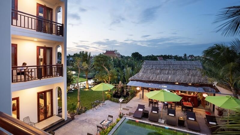 Crony Villa