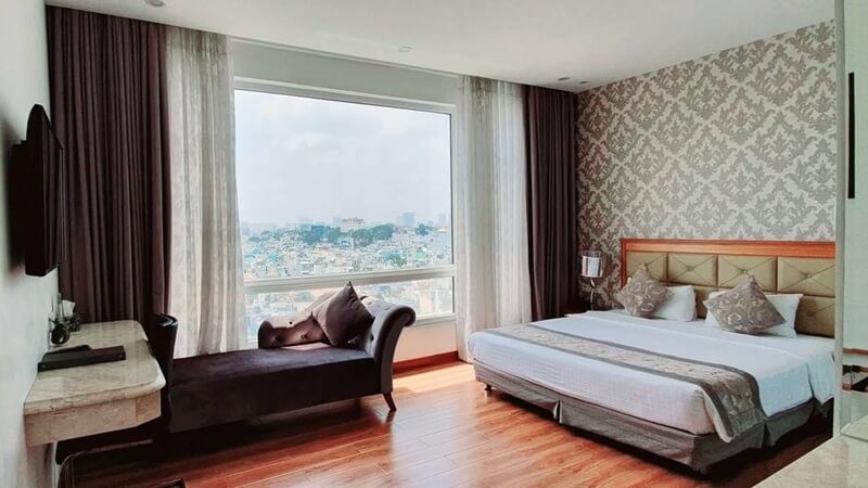 Le Duy Grand Hotel