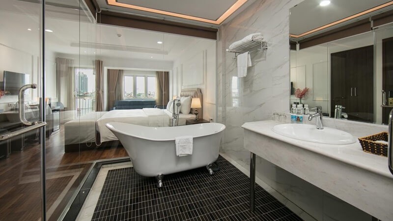 Quoc Hoa Premier Hotel & Spa