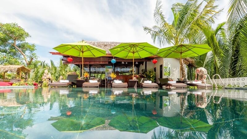 Crony Villa
