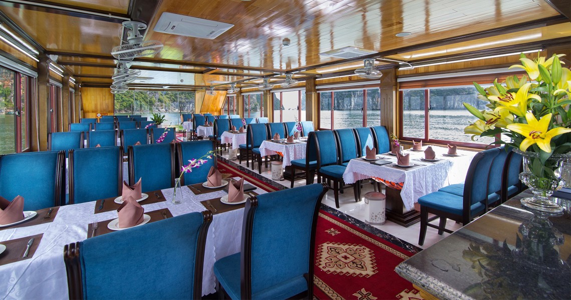Alova Premium Day Cruise