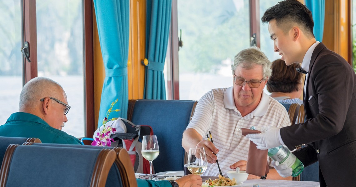 Wonderbay Cruise