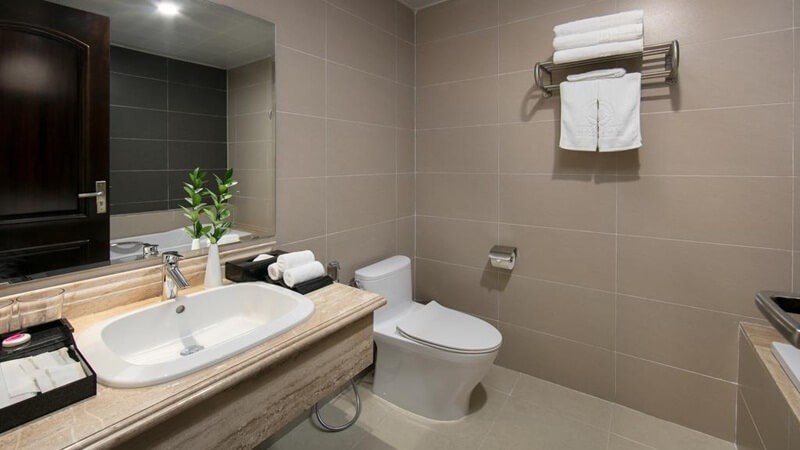 Halios Hotel Halong