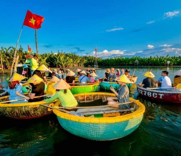 5 Days Central Vietnam Package Tour
