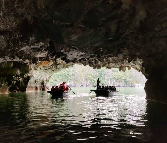 Halong Bay Day Trip from Hanoi