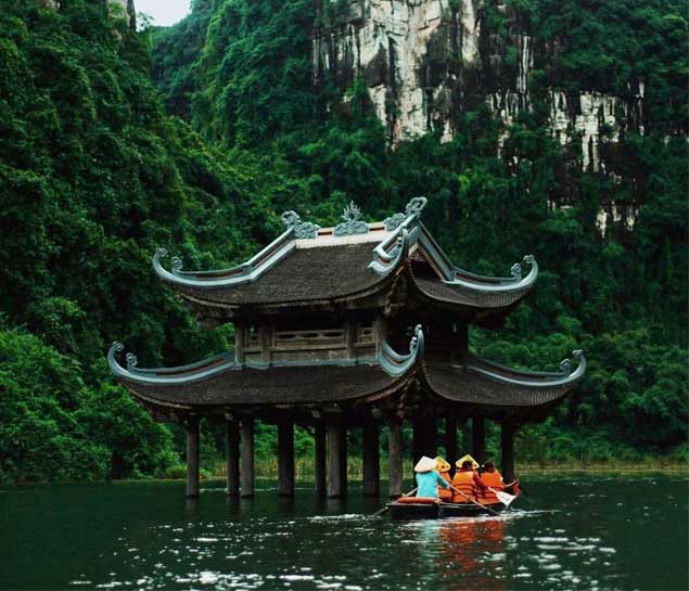Bai Dinh - Trang An - Mua Cave Full Day Tour